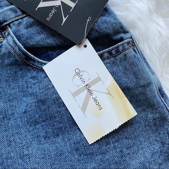 NWT Calvin Klein Vintage Denim Shorts - Picture 10 of 11
